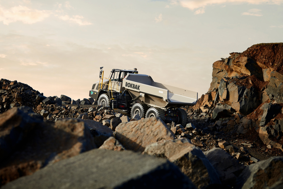 BHP, Rio Tinto and Caterpillar Test Battery-Electric Haul Trucks in Live Mining Operations